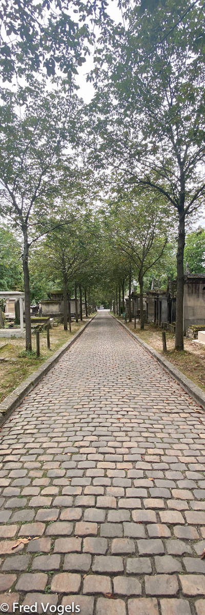 Visit Pere Lachaise 2021-104.jpg