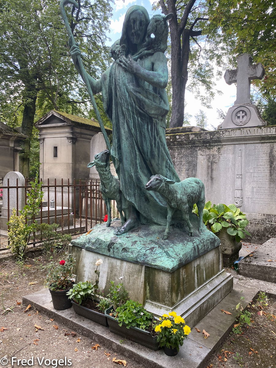 Visit Pere Lachaise 2021-131.jpg