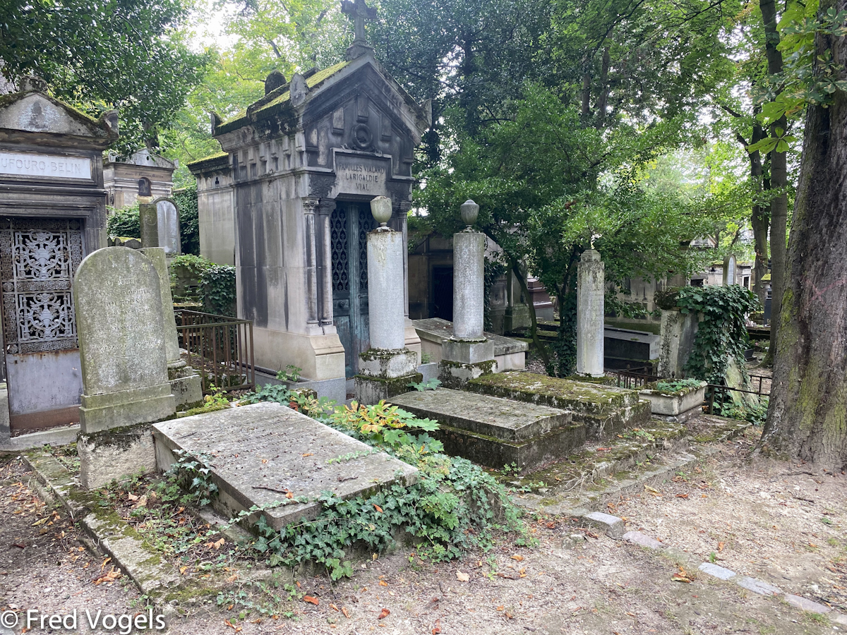 Visit Pere Lachaise 2021-209.jpg