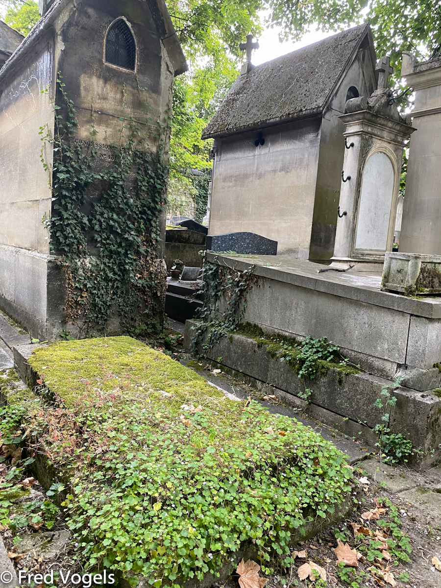 Visit Pere Lachaise 2021-217.jpg