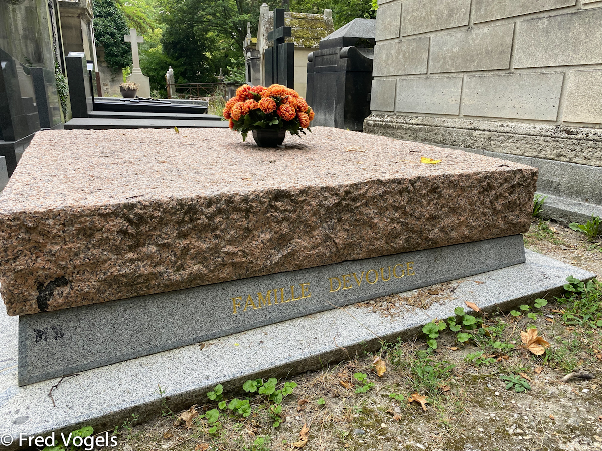 Visit Pere Lachaise 2021-219.jpg