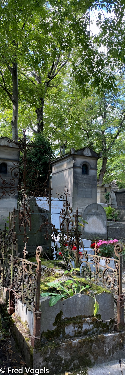 Visit Pere Lachaise 2021-258.jpg