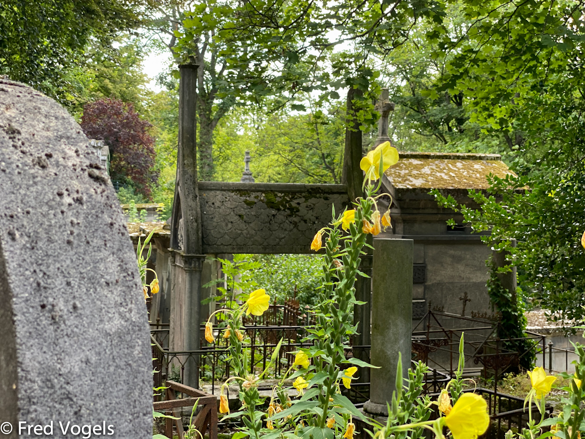 Visit Pere Lachaise 2021-282.jpg