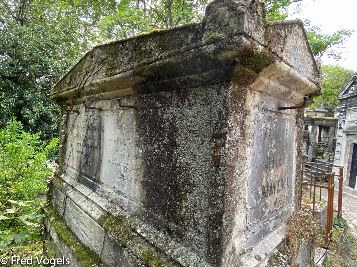 Visit Pere Lachaise 2021-284.jpg