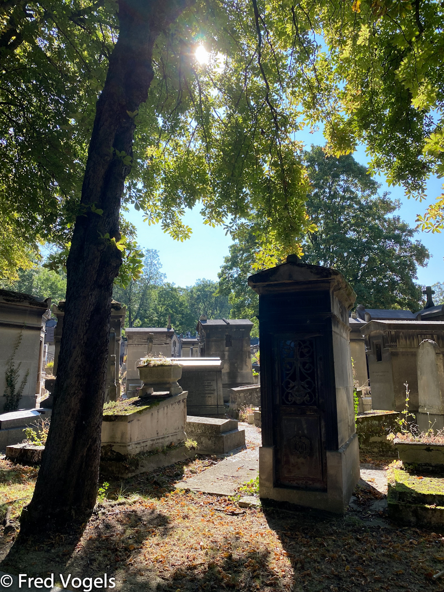 Visit Pere Lachaise 2021-303.jpg